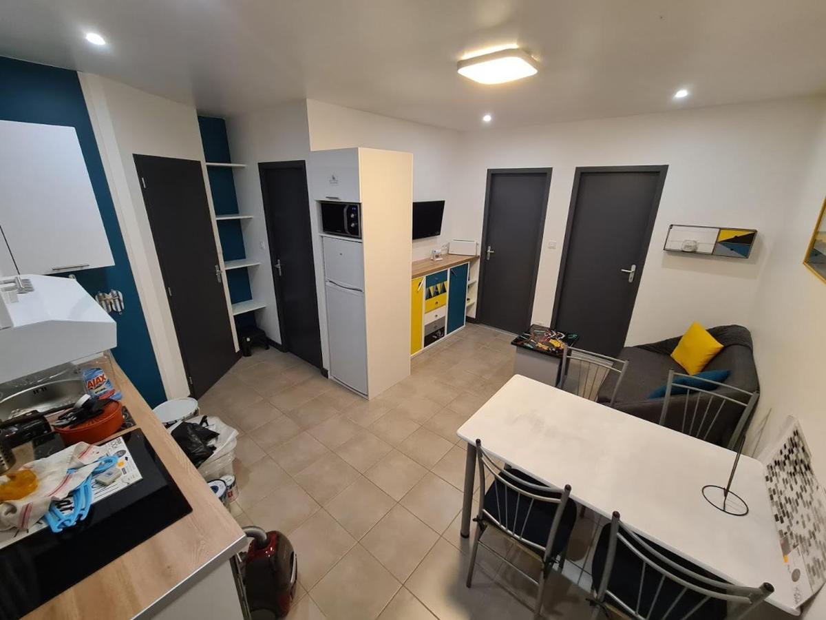 Maison 2 Chambres Parking Linge De Lit Fourni เลส์ซาบล์-โดล็อนน์ ภายนอก รูปภาพ