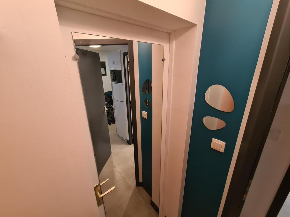 Maison 2 Chambres Parking Linge De Lit Fourni เลส์ซาบล์-โดล็อนน์ ภายนอก รูปภาพ